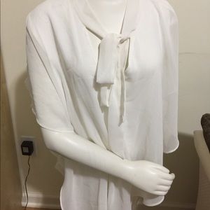 AGB® Plus Size Popover Tie Neck Top
Color: Cream